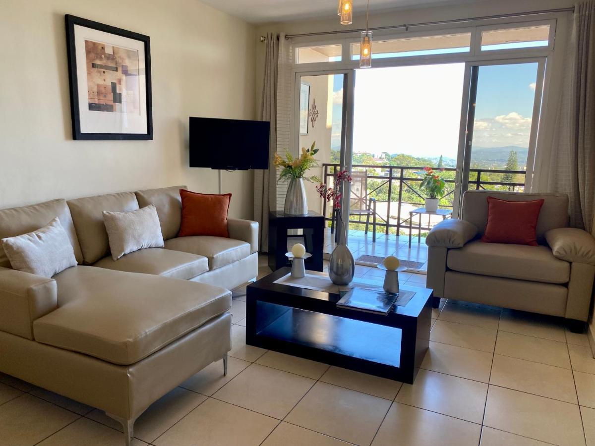 Beautiful Apartment, Terrace With Incredible View, 3 Bdr, Escalon, Exclusive, Secure ซานซัลวาดอร์ ภายนอก รูปภาพ